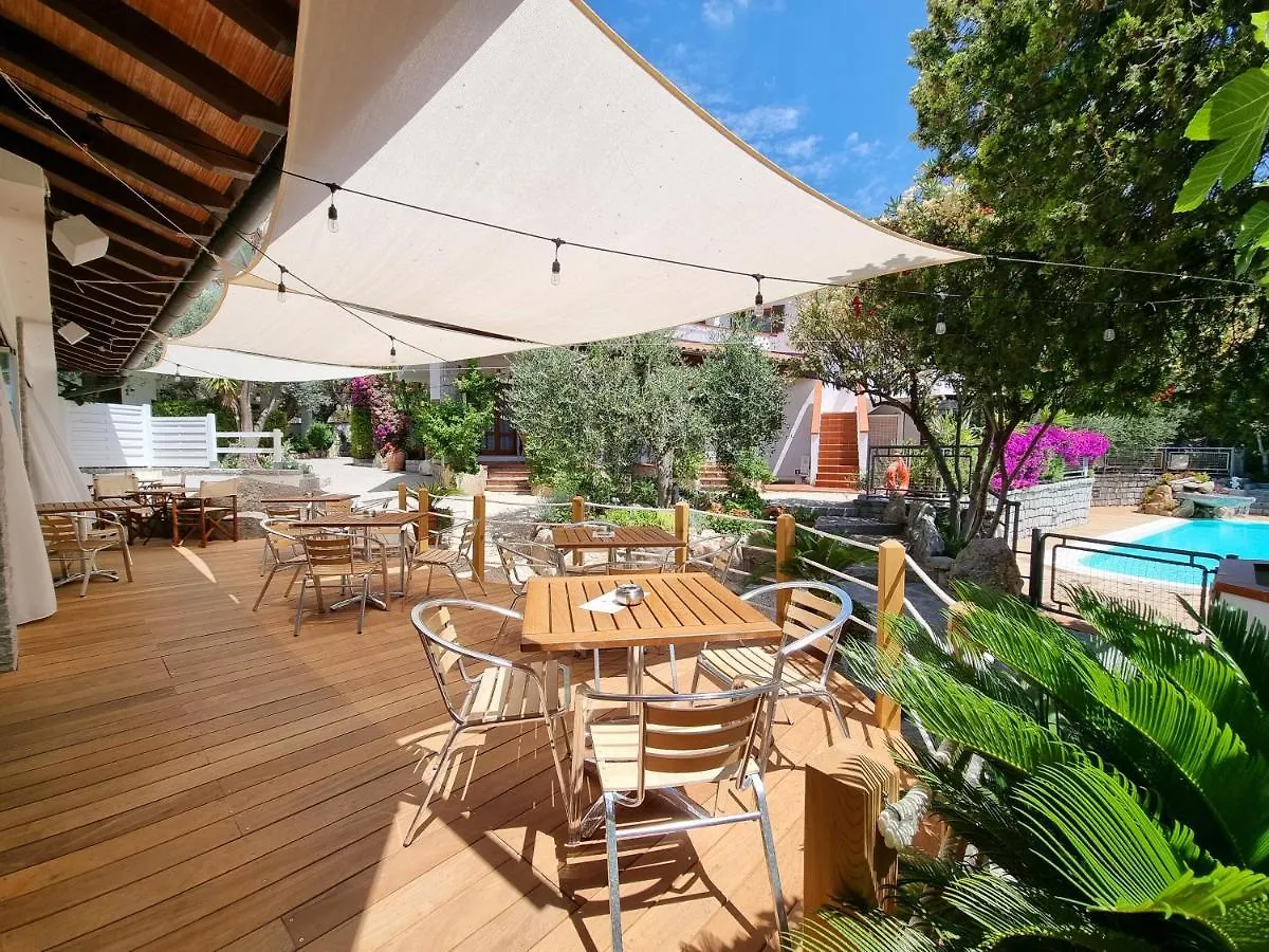Hotel Montemerlo Fetovaia 3*,  Italy