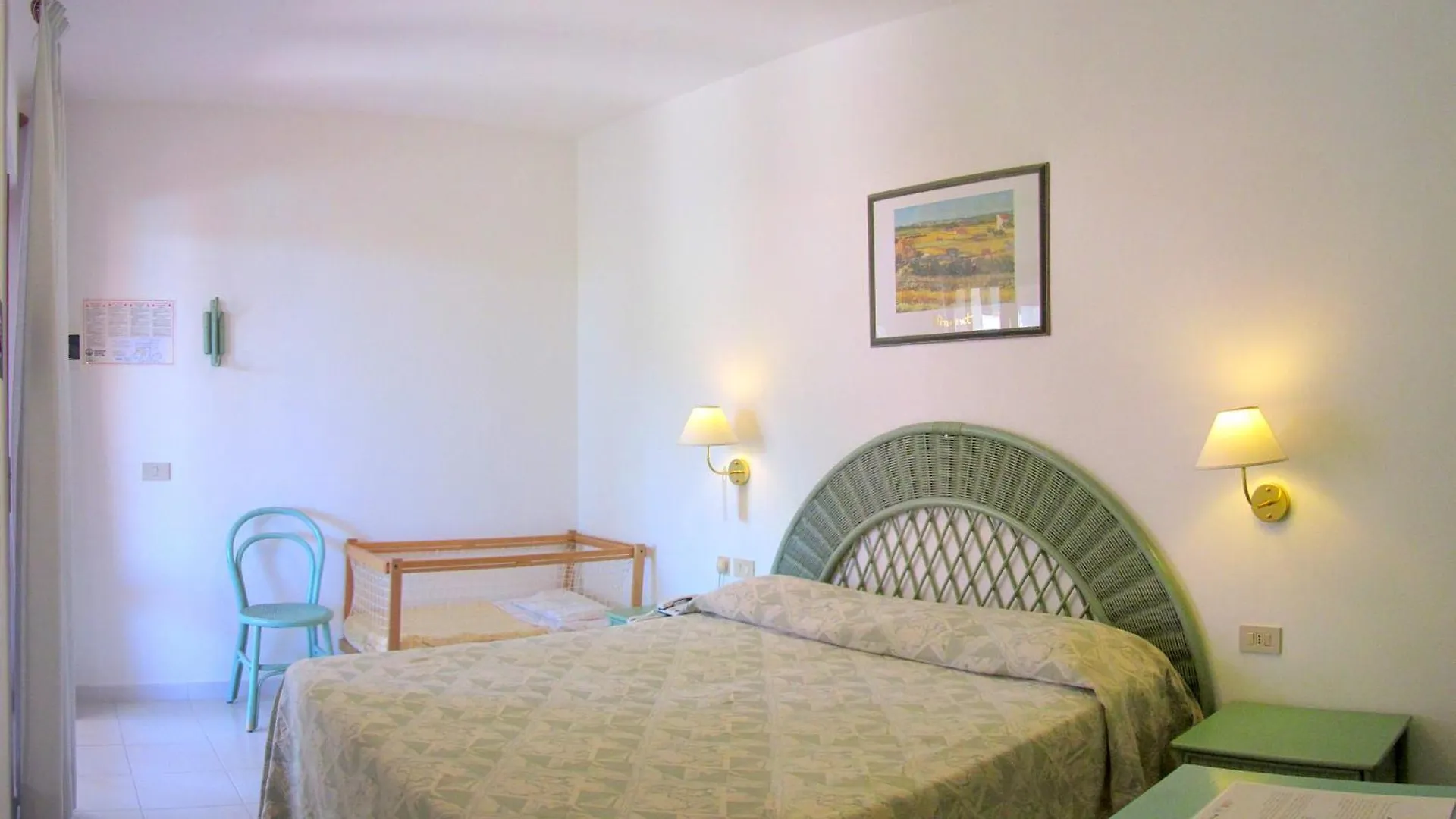 Hotel Montemerlo Fetovaia 3*,