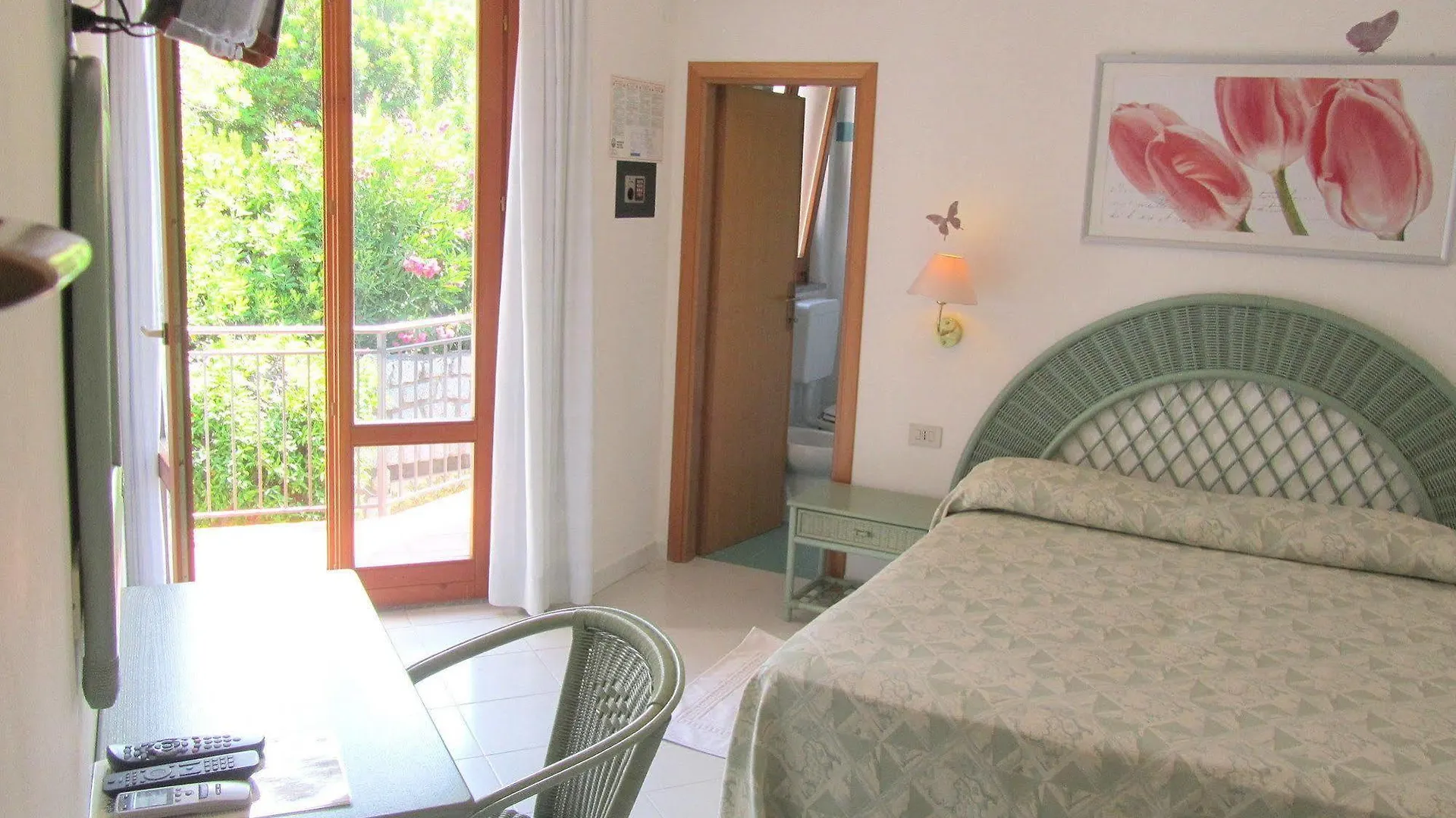 Hotel Montemerlo Fetovaia